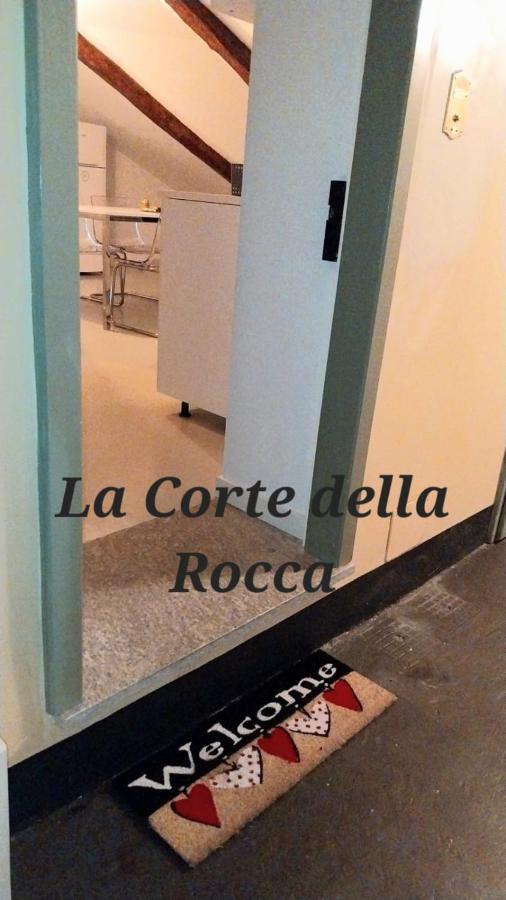 La Corte Della Rocca Turin Luaran gambar